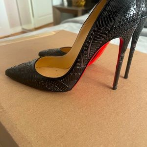 Gently worn So Kate for sale. Pet free and smoke free home. 9.5 Size